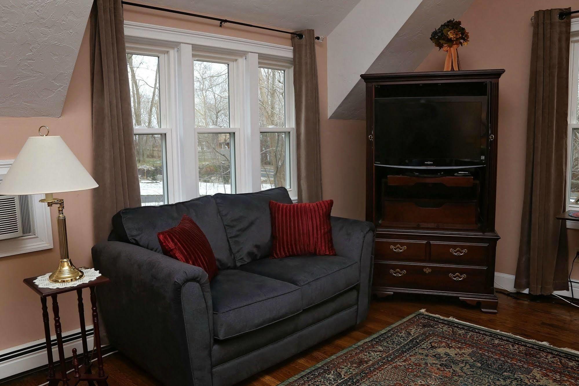 3 Waves Bed & Breakfast Plymouth Bagian luar foto